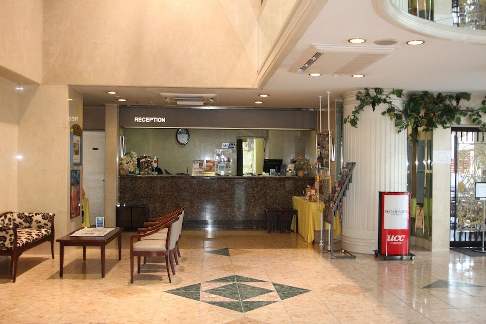 Apa Hotel Tonami Ekimae Exteriör bild