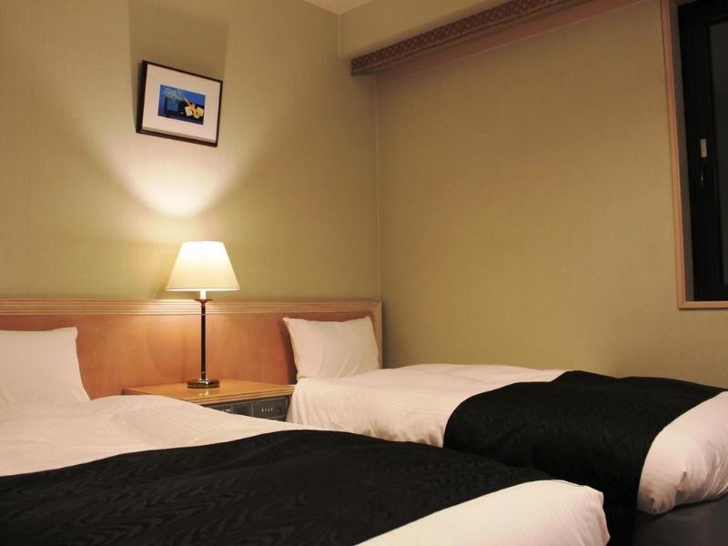 Apa Hotel Tonami Ekimae Exteriör bild