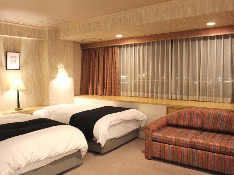 Apa Hotel Tonami Ekimae Exteriör bild